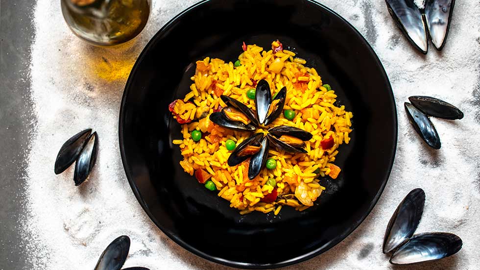 How To Make The Perfect Paella